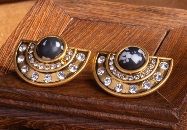 18K Gold Vintage Earrings – Handcrafted, Imitation Gemstone Design, Classic and Elegant Women’s Jewelry - 图片 3