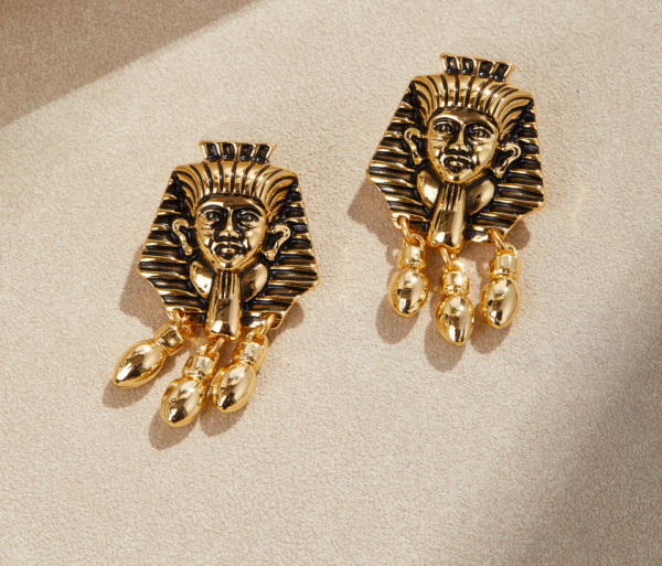 Palace style retro earrings, gold-plated gemstone earrings, fashion and elegance coexist - 图片 9