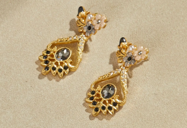 18K Gold Gemstone Earrings and Pendants – Elegant and Gorgeous, a Classic Design for Every Occasion - 图片 16