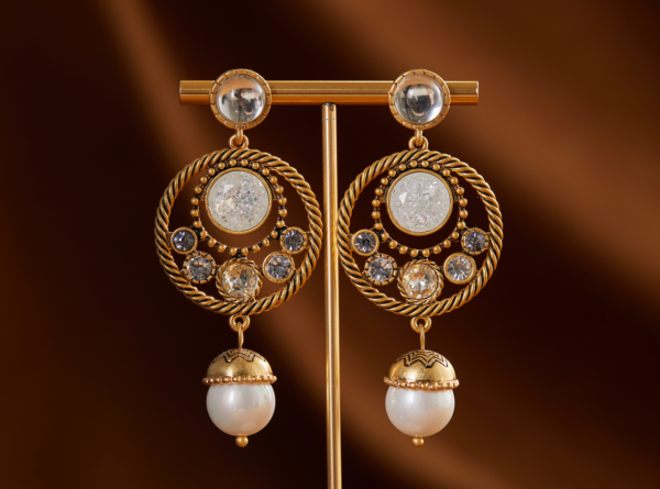 Vintage palace style 18K gold earrings – gemstone pendant, elegant and high quality, suitable for parties and daily wear - 图片 6