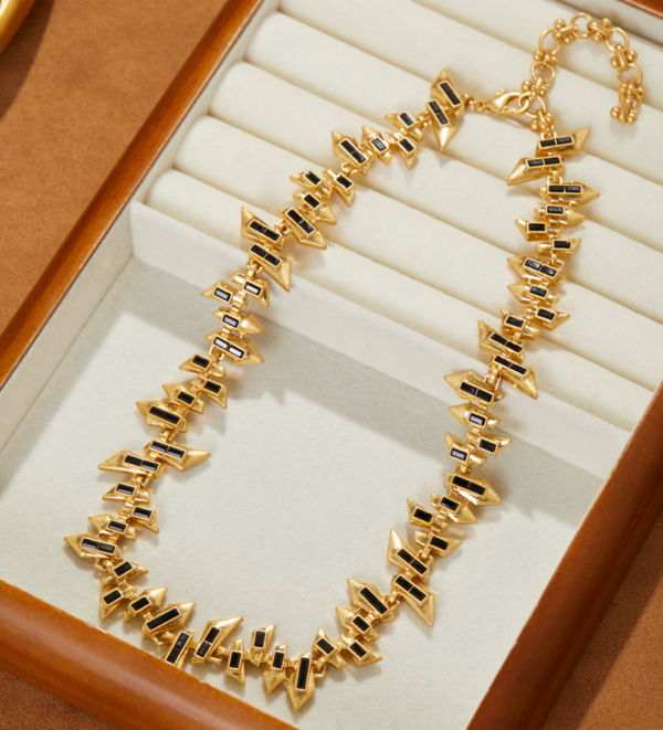 Exquisite handmade 18K gold-plated vintage necklace pendant, light luxury factory direct sales - 图片 5